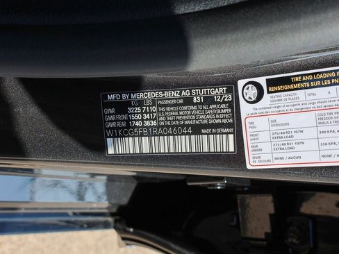 Used 2024 Mercedes-Benz EQS AMG 4MATIC image 35