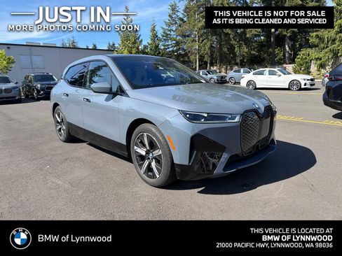 Used 2023 BMW iX xDrive50 w/ Premium Package AWD/4WD image 1