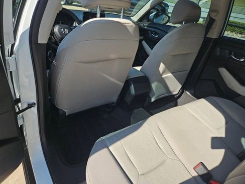 Used 2024 Honda Accord EX image 10