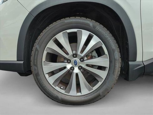 Used 2019 Subaru Ascent Touring w/ Popular Package #3 AWD/4WD image 23