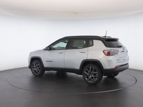 New 2026 Jeep Compass Limited image 5