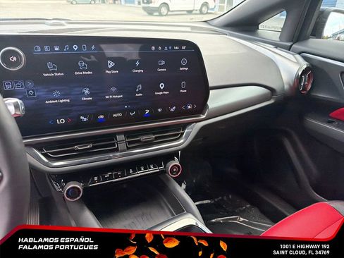Certified 2024 Chevrolet Equinox EV RS FWD image 23
