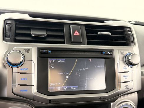 Used 2015 Toyota 4Runner SR5 Premium image 30