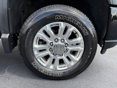 Used 2022 GMC Sierra 2500 Denali w/ Denali Ultimate Package image 38