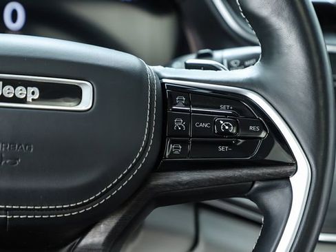 Used 2021 Jeep Grand Cherokee L Overland w/ Luxury Tech Group IV image 26