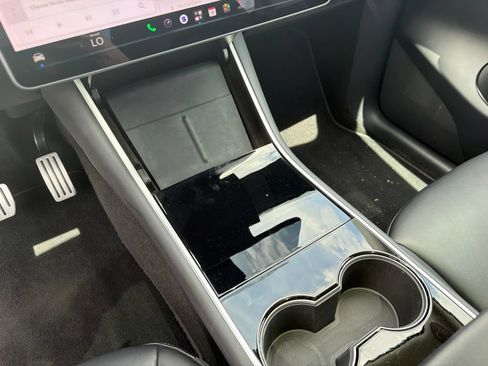 Used 2020 Tesla Model Y Performance AWD/4WD image 18