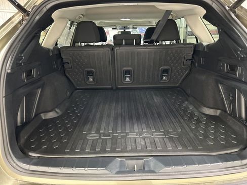 Used 2023 Subaru Outback Premium image 26