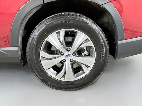 Used 2024 Subaru Ascent Premium w/ Convenience Package image 30