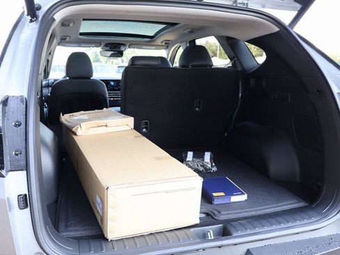 New 2026 Hyundai Tucson Limited image 16