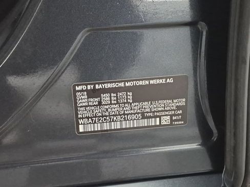 Used 2019 BMW 740i w/ Executive Package RWD image 24