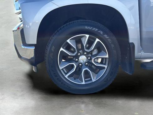 Used 2021 Chevrolet Silverado 1500 LT w/ All Star Edition Plus image 32