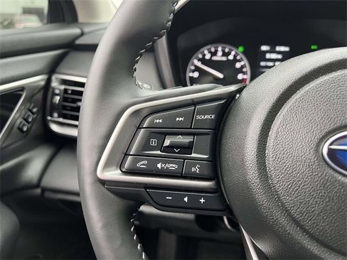 Used 2025 Subaru Outback Touring w/ Popular Package #2 image 17