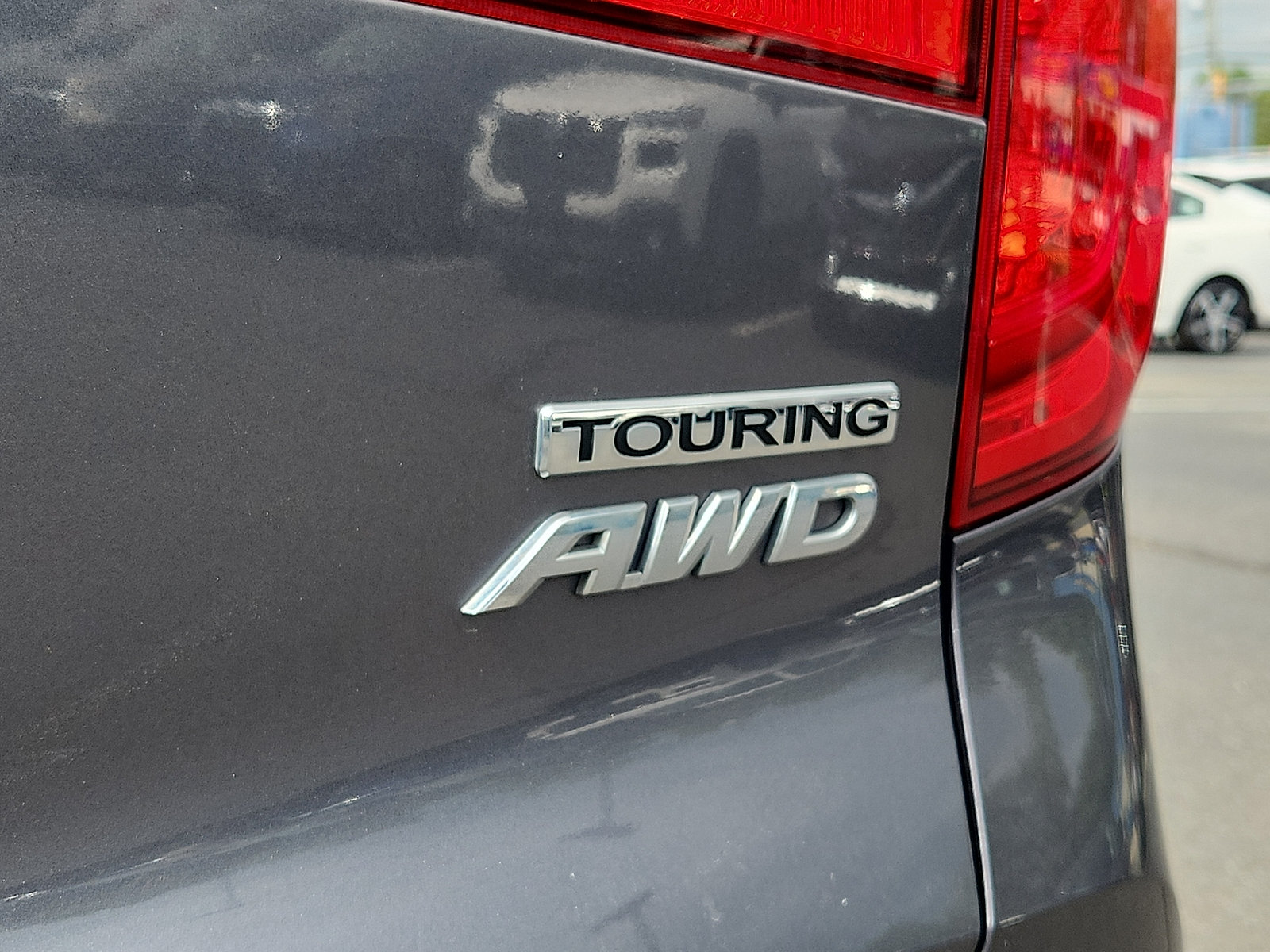 Used 2016 Honda Pilot Touring image 35