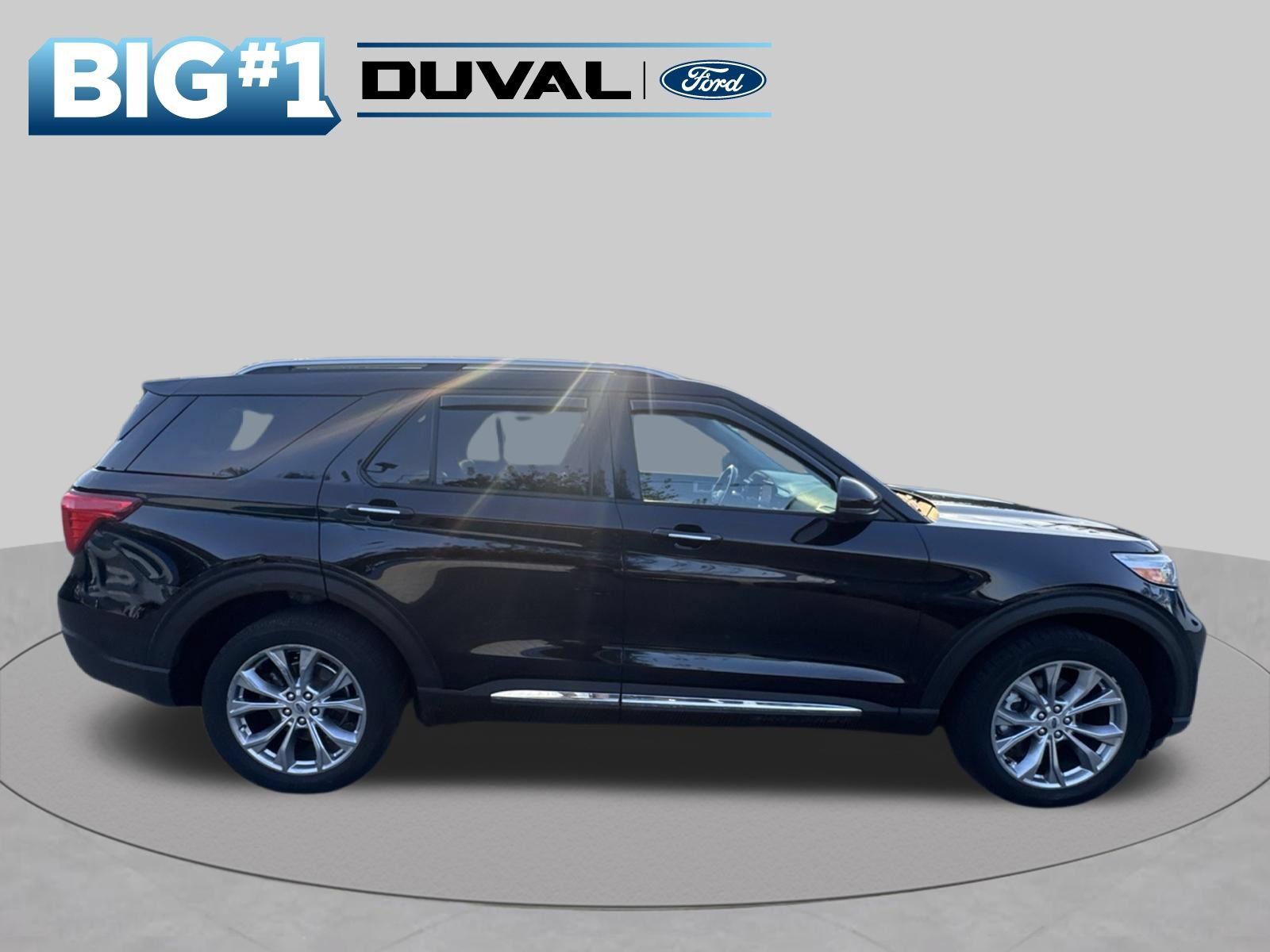 Used 2021 Ford Explorer Limited w/ Equipment Group 301A AWD/4WD image 5
