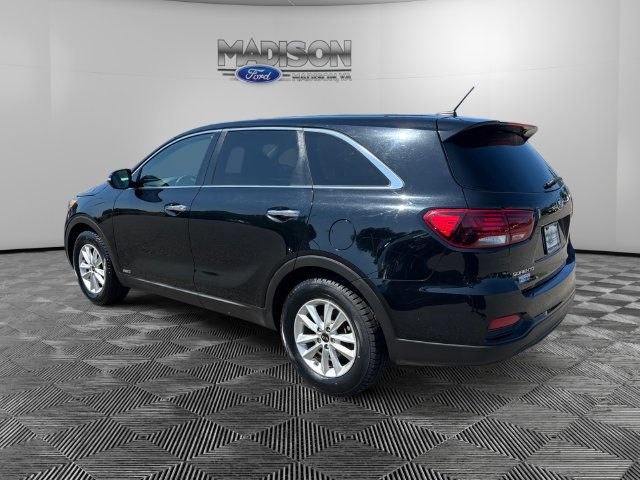 Used 2020 Kia Sorento LX AWD/4WD image 3