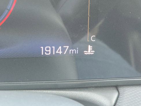 Used 2024 Chevrolet TrailBlazer RS image 30