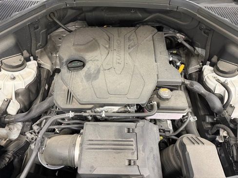 Used 2023 Genesis GV80 2.5T w/ Prestige 20" Package image 9