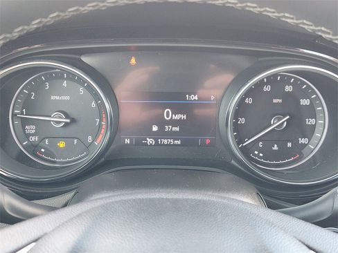 Used 2022 Buick Encore GX Select image 16
