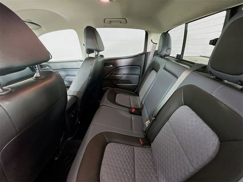 Used 2019 Chevrolet Colorado Z71 image 25