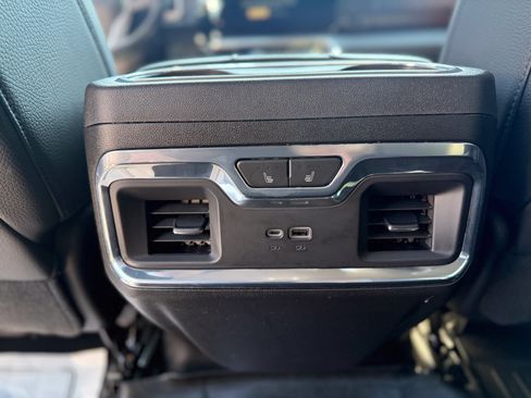 Used 2024 GMC Sierra 1500 Denali AWD/4WD image 23