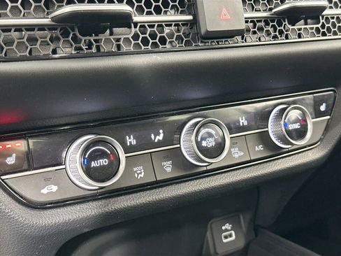 Used 2023 Honda HR-V EX-L image 15