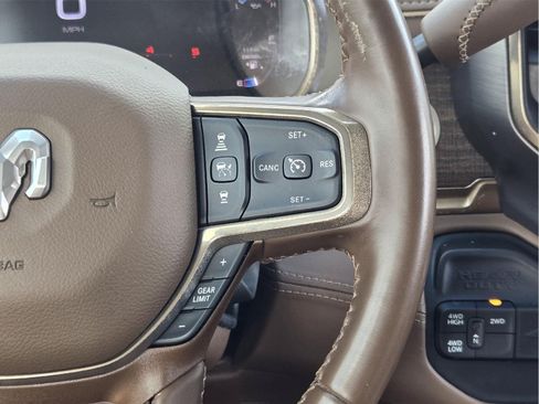 Used 2024 RAM 2500 Limited w/ Safety Group AWD/4WD image 28