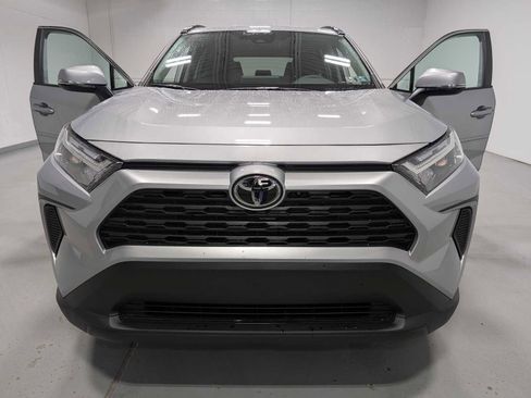 Used 2025 Toyota RAV4 XLE image 14