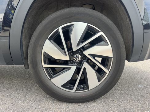 Used 2024 Volkswagen Atlas SE AWD/4WD image 20