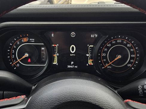 Used 2024 Jeep Wrangler Unlimited Rubicon w/ Capability Package AWD/4WD image 21