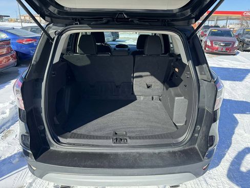 Used 2017 Ford Escape SE image 11