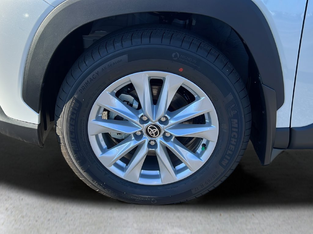 New 2026 Toyota Corolla Cross LE FWD image 24