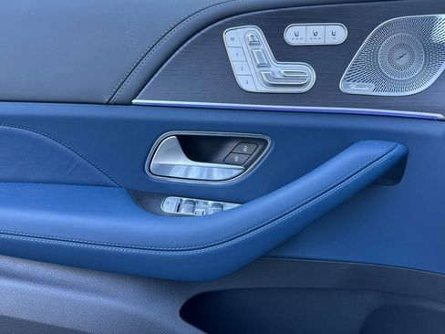New 2026 Mercedes-Benz GLS 63 AMG 4MATIC image 12