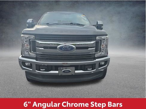 Used 2017 Ford F250 XLT w/ XLT Premium Package AWD/4WD image 16