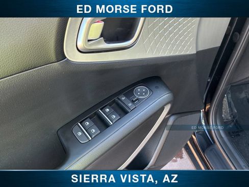 Used 2025 Kia Soul LX FWD image 20