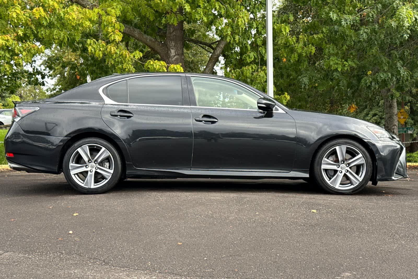 Used 2017 Lexus GS 350 RWD image 8