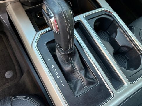 Used 2015 Ford F150 Lariat image 25