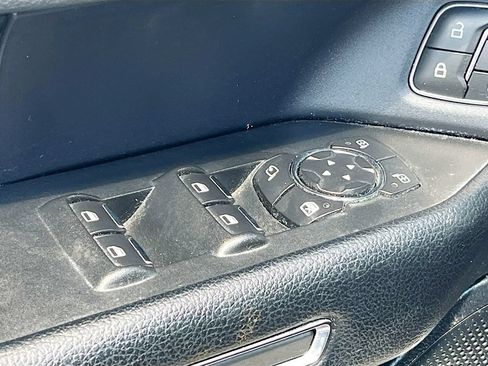 Used 2021 Ford Expedition XLT AWD/4WD image 17