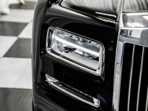 Used 2013 Rolls-Royce Phantom Sedan image 42