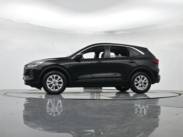 Certified 2024 Ford Escape Active AWD/4WD image 39