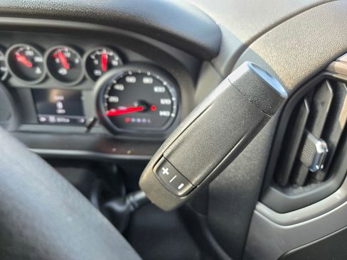 Used 2024 Chevrolet Silverado 1500 W/T w/ Trailering Package image 18