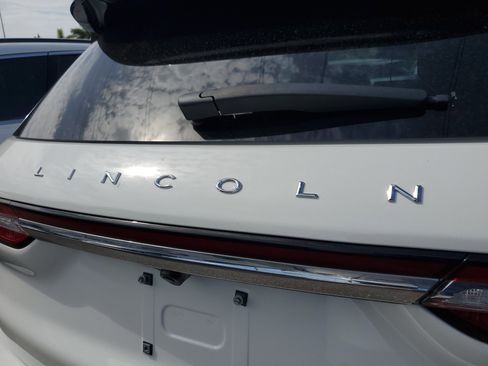 Certified 2023 Lincoln Corsair Reserve image 8