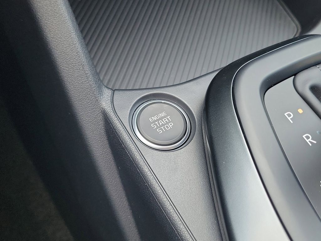 New 2026 Kia K4 FWD image 32