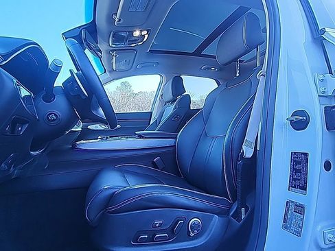 Used 2024 Genesis Electrified GV70 Advanced image 6