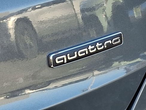 Used 2024 Audi Q3 2.0T Premium Plus w/ Premium Plus Package image 34