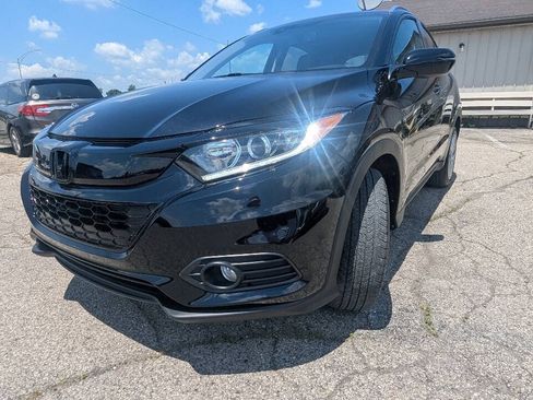 Used 2020 Honda HR-V EX-L image 3