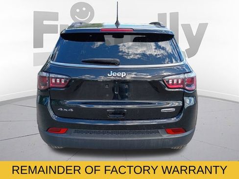 Used 2023 Jeep Compass Latitude w/ Convenience Group AWD/4WD image 8