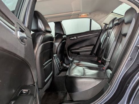 Used 2017 Chrysler 300 C w/ Safetytec Plus Group image 20