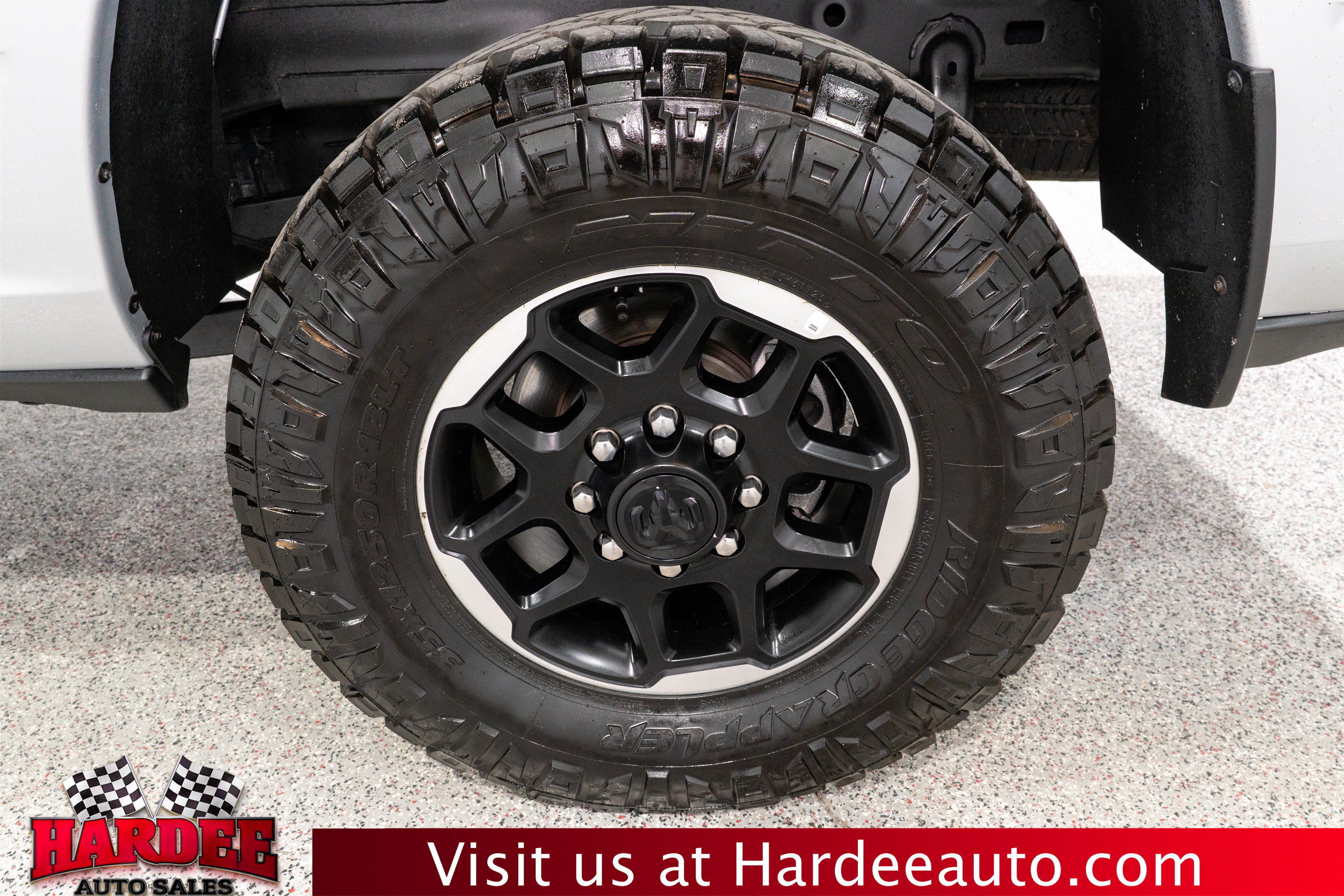 Used 2026 RAM 2500 Laramie AWD/4WD image 10