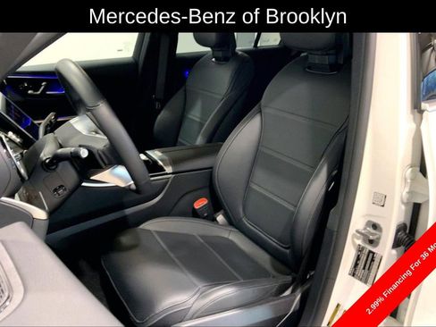 Certified 2025 Mercedes-Benz GLC 300 4MATIC image 7