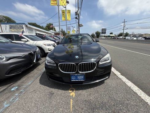 Used 2015 BMW 750Li xDrive image 2